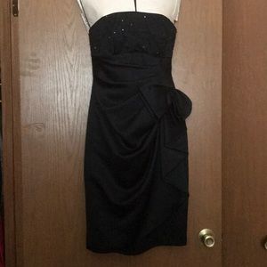 Strapless evening dress